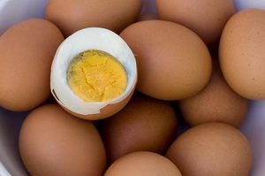 Хранение вареных и сырых яиц