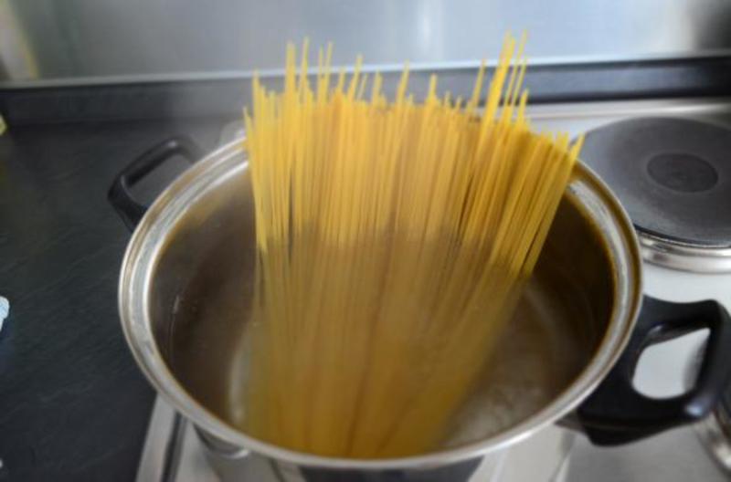 Как варить макароны в микроволновке